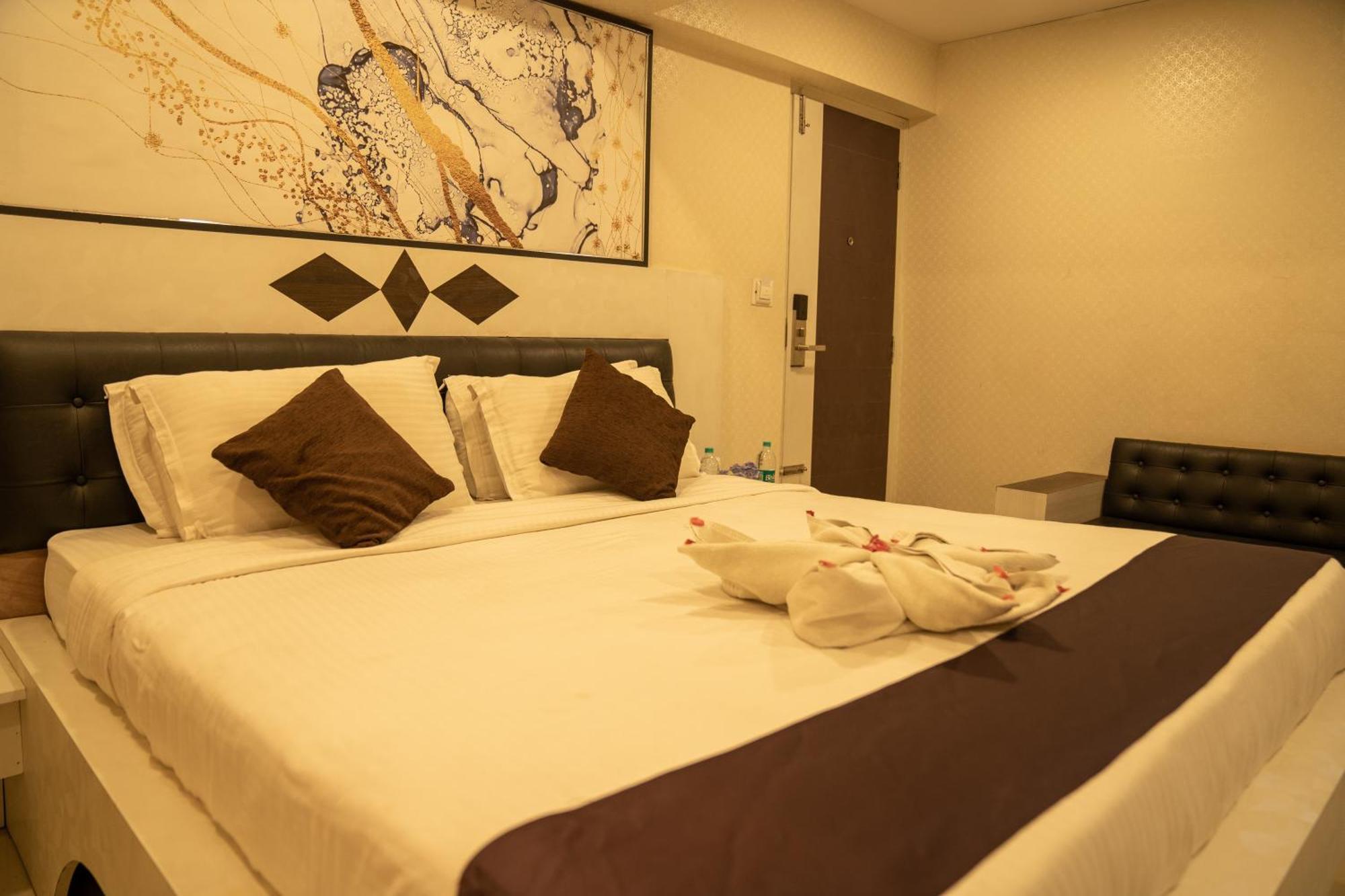 Seasons Suites Jp Nagar 벵갈루루 객실 사진