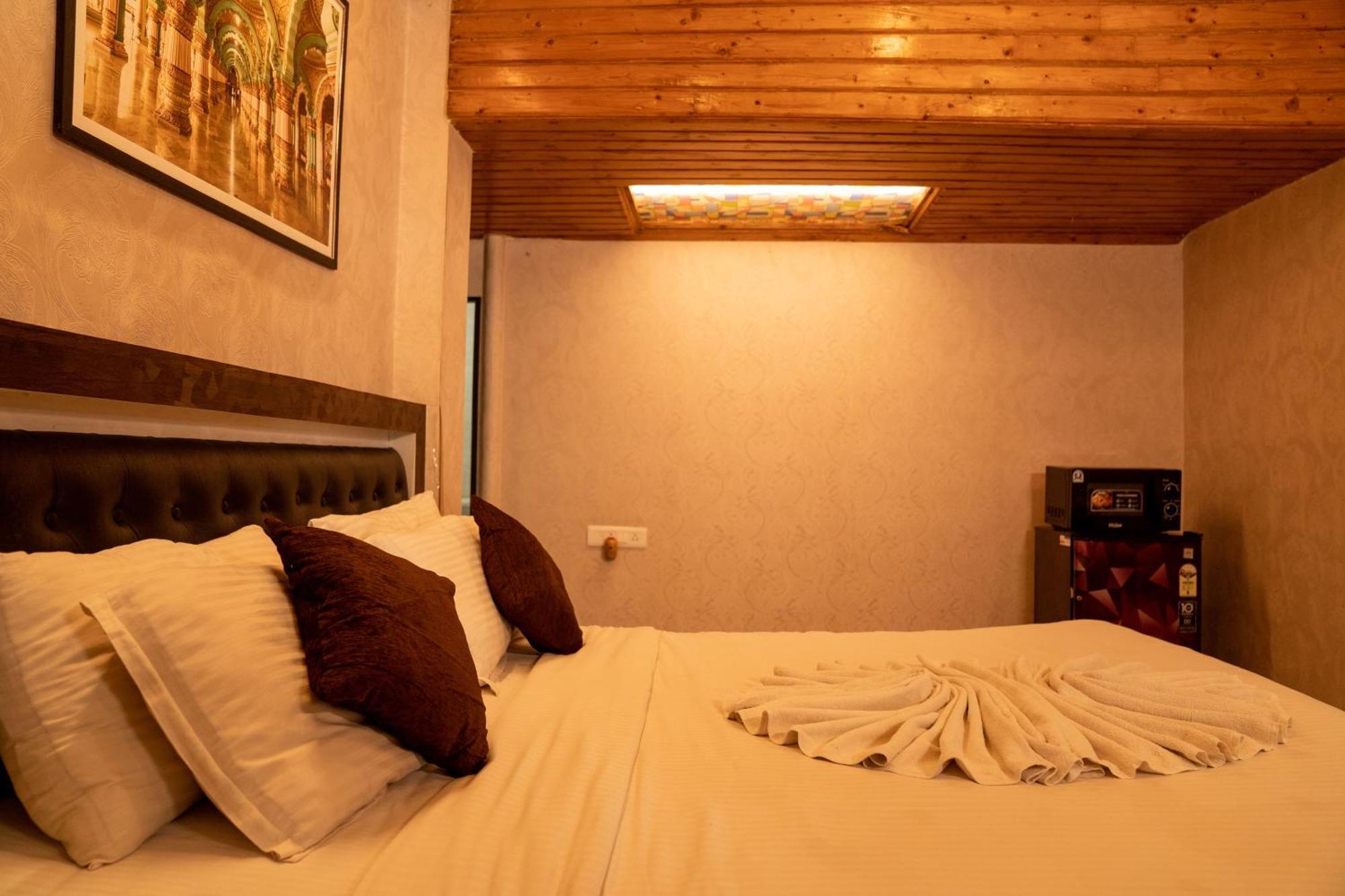 Seasons Suites Jp Nagar 벵갈루루 객실 사진