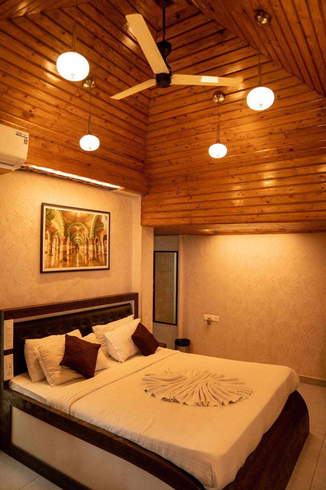 Seasons Suites Jp Nagar 벵갈루루 객실 사진