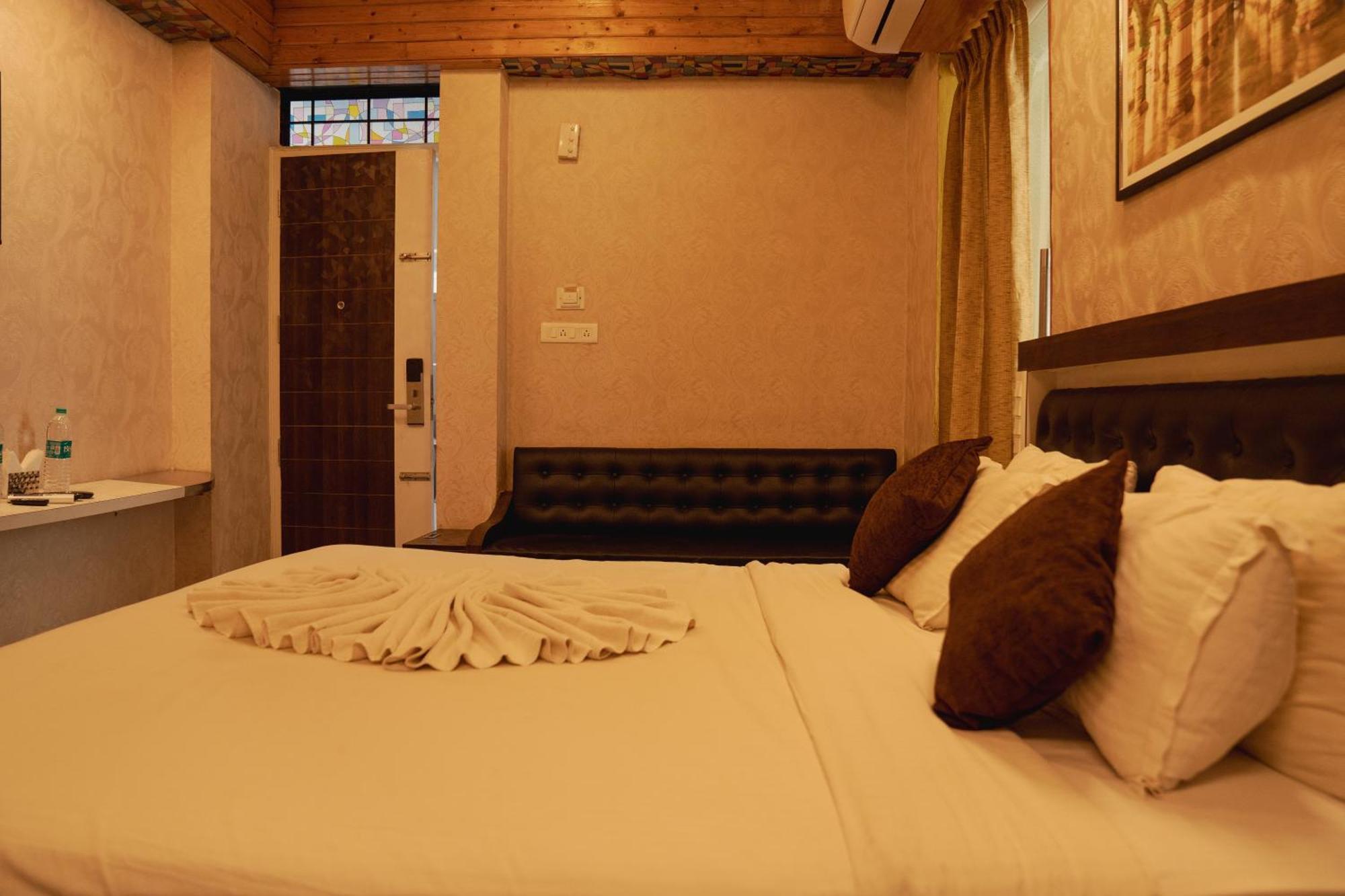 Seasons Suites Jp Nagar 벵갈루루 객실 사진
